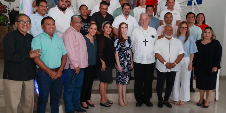 Se reúne Atenea con diferentes asociaciones religiosas