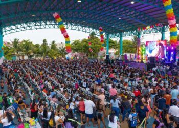 Atenea celebra en grande el Día del Niño y la Niña en la zona insular con Patylu