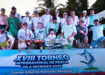 La embarcación Sea Hag ganador absoluto del Torneo de Pesca de Isla Mujeres