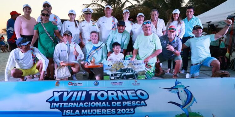 La embarcación Sea Hag ganador absoluto del Torneo de Pesca de Isla Mujeres