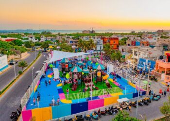 Atenea Gómez inaugura su Quinto parque infantil en Isla Mujeres