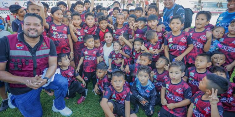 Presidenta inaugura Segunda Edición del Torneo Inter Regiones «El Deporte Nos Une»