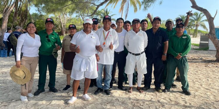 Gobierno Municipal de Isla Mujeres suma esfuerzos para sanear Isla Blanca y la Laguna Chacmuchuc