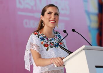 Logra Atenea inversión histórica de obra pública en Isla Mujeres