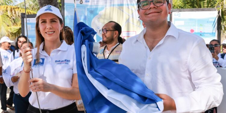 Recibe Isla Mujeres por segundo año consecutivo distintivo BlueFlag