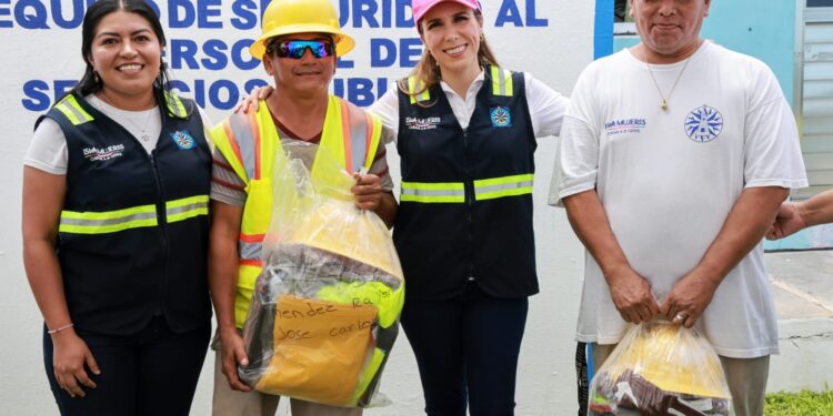 Atenea Gómez continúa dignificando la labor del personal de Servicios Públicos de Isla Mujeres