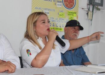 Erika Castillo confirma aspiraciones para buscar la dirigencia del Sindicato de taxistas en Cancún