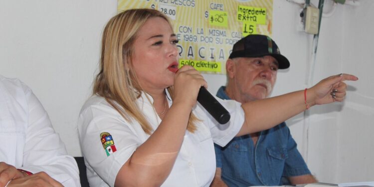 Erika Castillo confirma aspiraciones para buscar la dirigencia del Sindicato de taxistas en Cancún