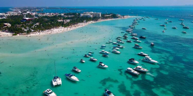 Luego de dos días con puerto cerrado, náuticos regresan a la mar
