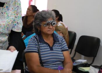 En Isla Mujeres impulsan Jornada de Salud Visual en el CRIM