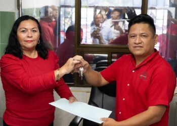 Cambio de estafeta en el Sindicato de Taxistas de Isla Mujeres