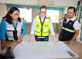 Construyen oficinas de Servicios Públicos en estación de transferencia de Isla Mujeres