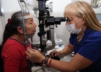 Realizan tercera jornada de cirugías oftalmológicas gratuitas en Isla Mujeres