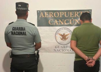 Lo detienen en el aeropuerto de Cancún por presunto secuestro