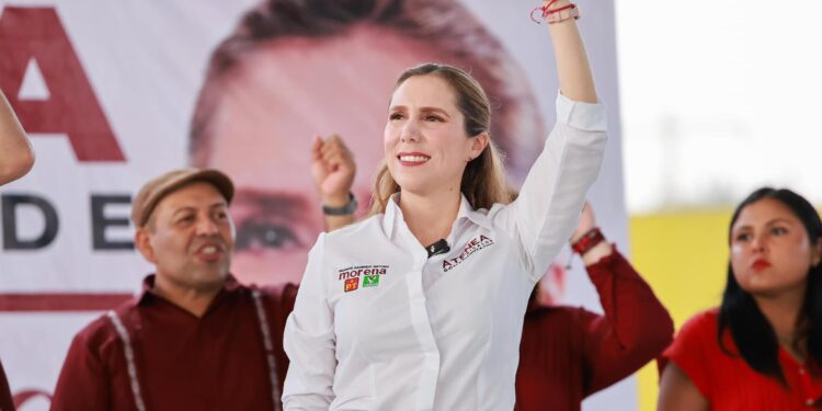 Miles asisten al gran cierre de Campaña de Atenea Gómez Ricalde en Isla Mujeres