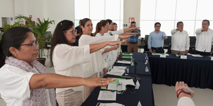 Instalan y toman protesta al Comité de Educación Dual en el Tipo Medio Superior y Superior en el Estado