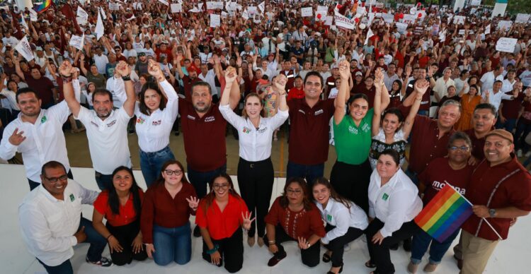Miles asisten al gran cierre de Campaña de Atenea Gómez Ricalde en Isla Mujeres