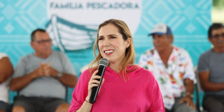 Atenea Gómez Ricalde continúa apoyando al sector pesquero a través del programa ‘Familia Pescadora’