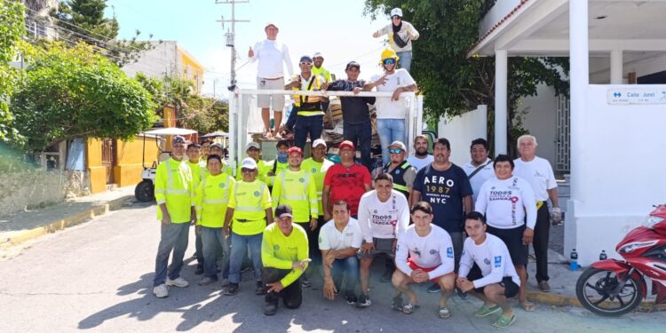 Continúan las acciones de limpieza en Isla Mujeres para prevenir el dengue