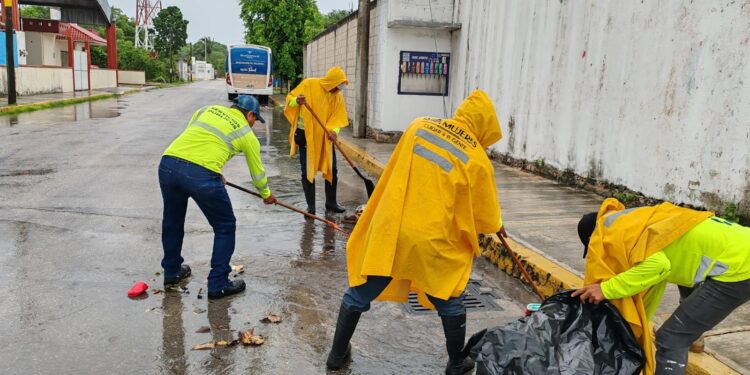 Gobierno Municipal de Isla Mujeres llama a tomar medidas preventivas ante las lluvias registradas