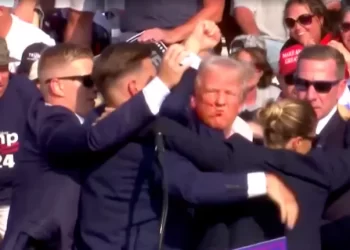 Reportan tiroteo en Mitin de Donald  Trump donde presuntamente salió herido