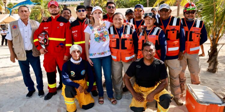 Refuerzan vigilancia en las playas a través del Operativo Vacacional de Verano en Isla Mujeres