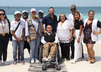 Gobierno de Isla Mujeres avanza en el proyecto de playas inclusivas