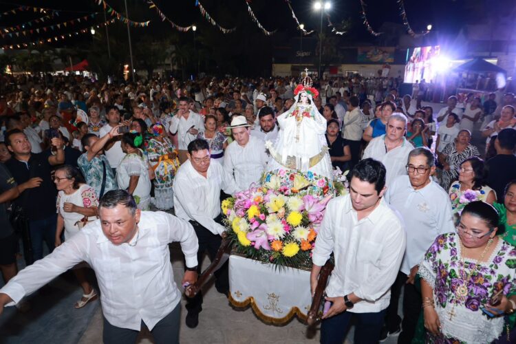 Celebran tradicional Vaquería en el Pueblo Mágico de Isla Mujeres
