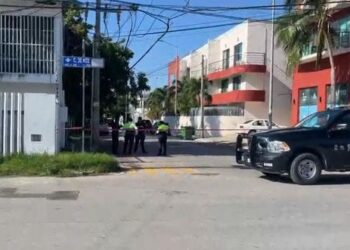 Hallan cuerpo de mujer embolsada en Playa del Carmen