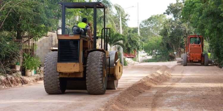 Atenea Gómez Ricalde destaca avances de obras transformadoras en Ciudad Mujeres