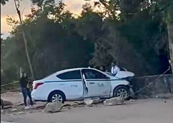 Muere taxista de Cancún al chocar contra camión en libramiento Mérida-Cancún