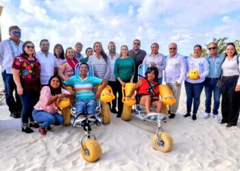 Gobierno Municipal promueve la inclusión en playas de Isla Mujeres