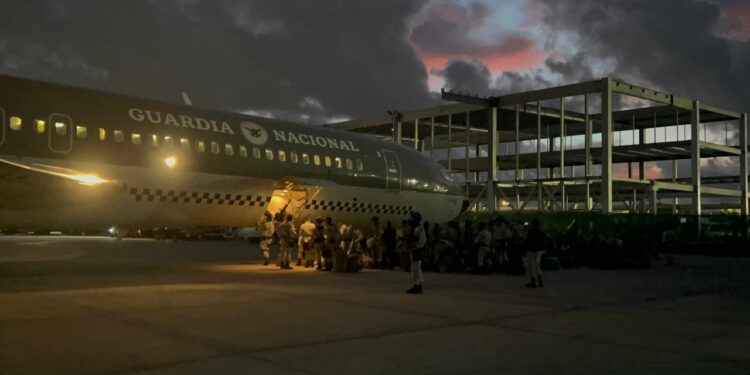 Abandonan Quintana Roo 120 efectivos de la Guardia Nacional; se van a la frontera