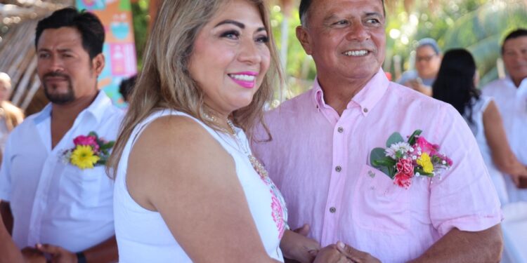 Isla Mujeres celebra el 14 de febrero con la unión de 49 parejas formalizadas en las Bodas Colectivas 2025