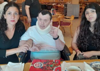 Turista queda cuadripléjico tras caer de rampa en muelle de Xcaret